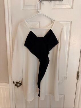 Elegant Cream Balloon-Sleeve Blouse